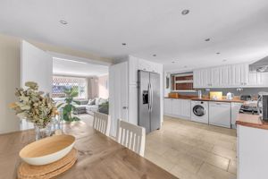 Photo 11- click for photo gallery